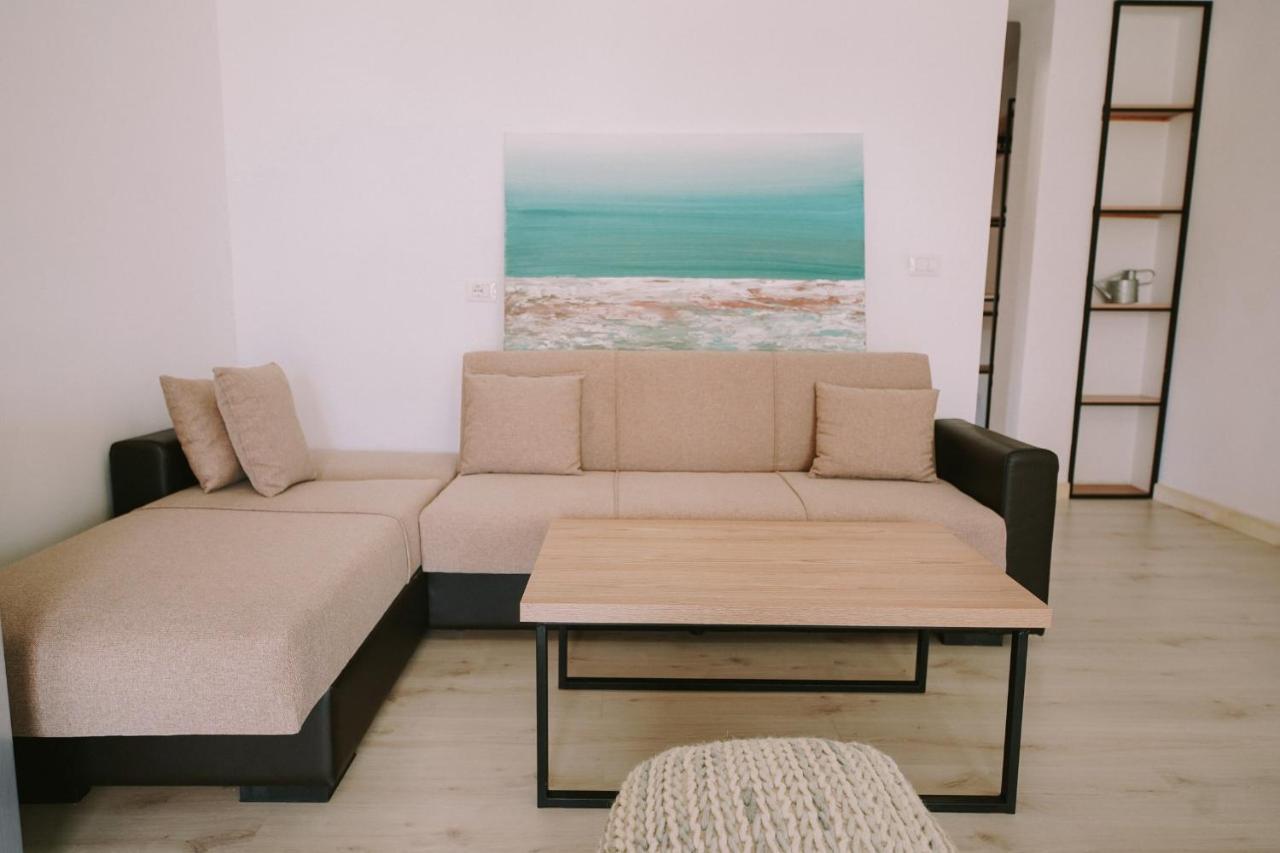 Vila Milo Himare Exterior photo